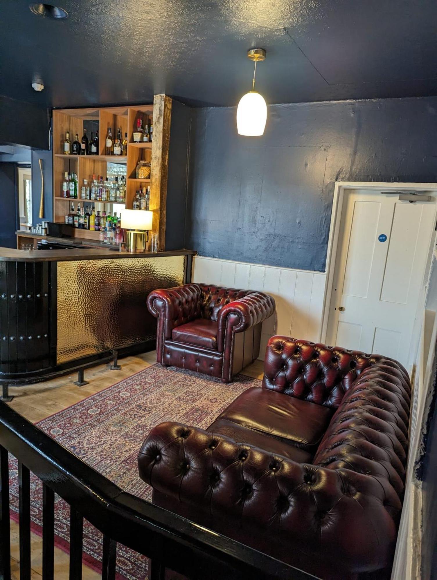 Hilmarton The Duke Hotel מראה חיצוני תמונה