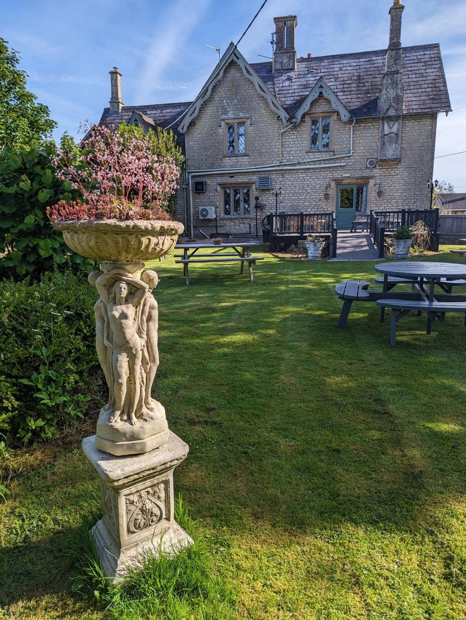Hilmarton The Duke Hotel מראה חיצוני תמונה