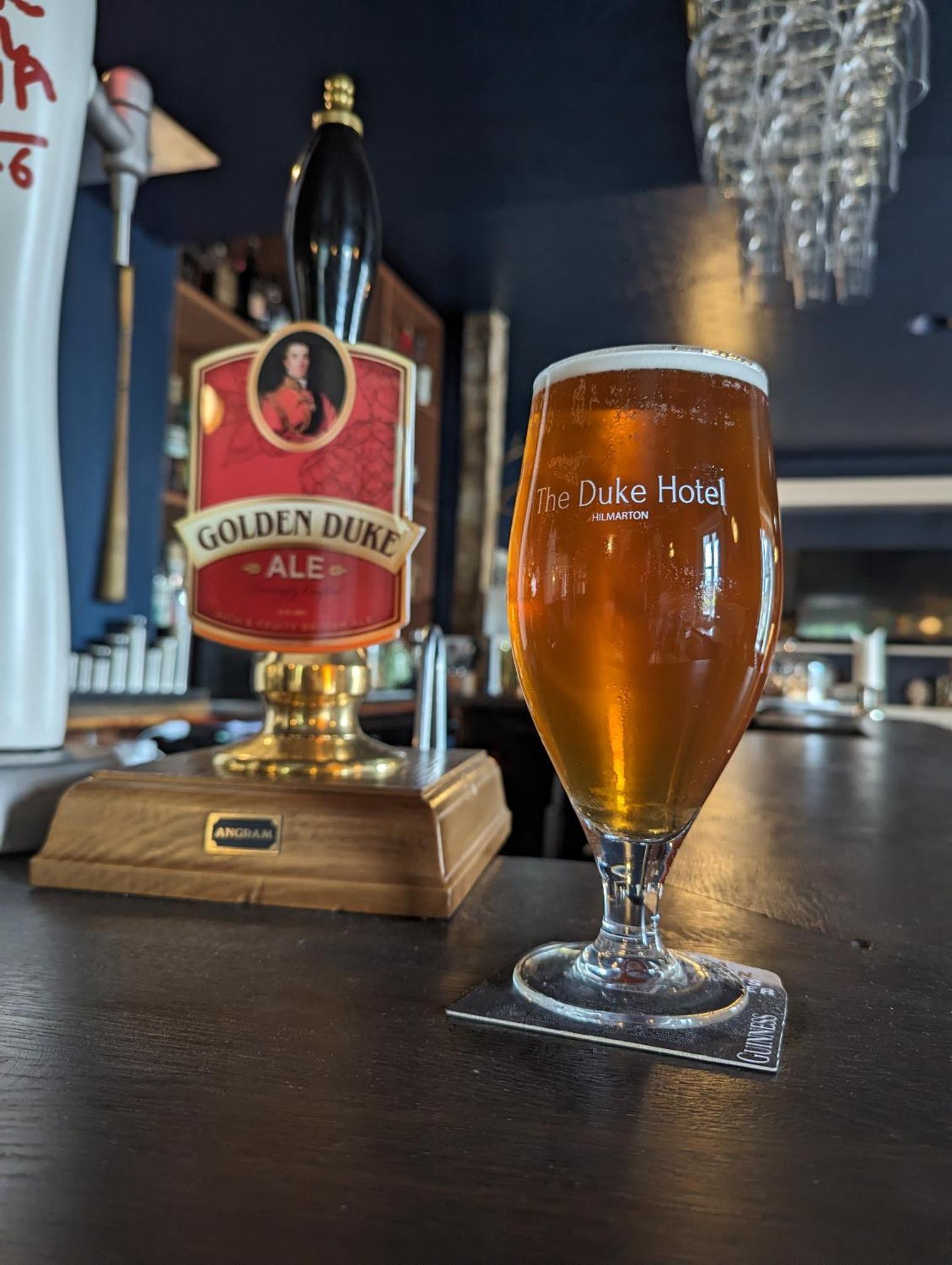 Hilmarton The Duke Hotel מראה חיצוני תמונה