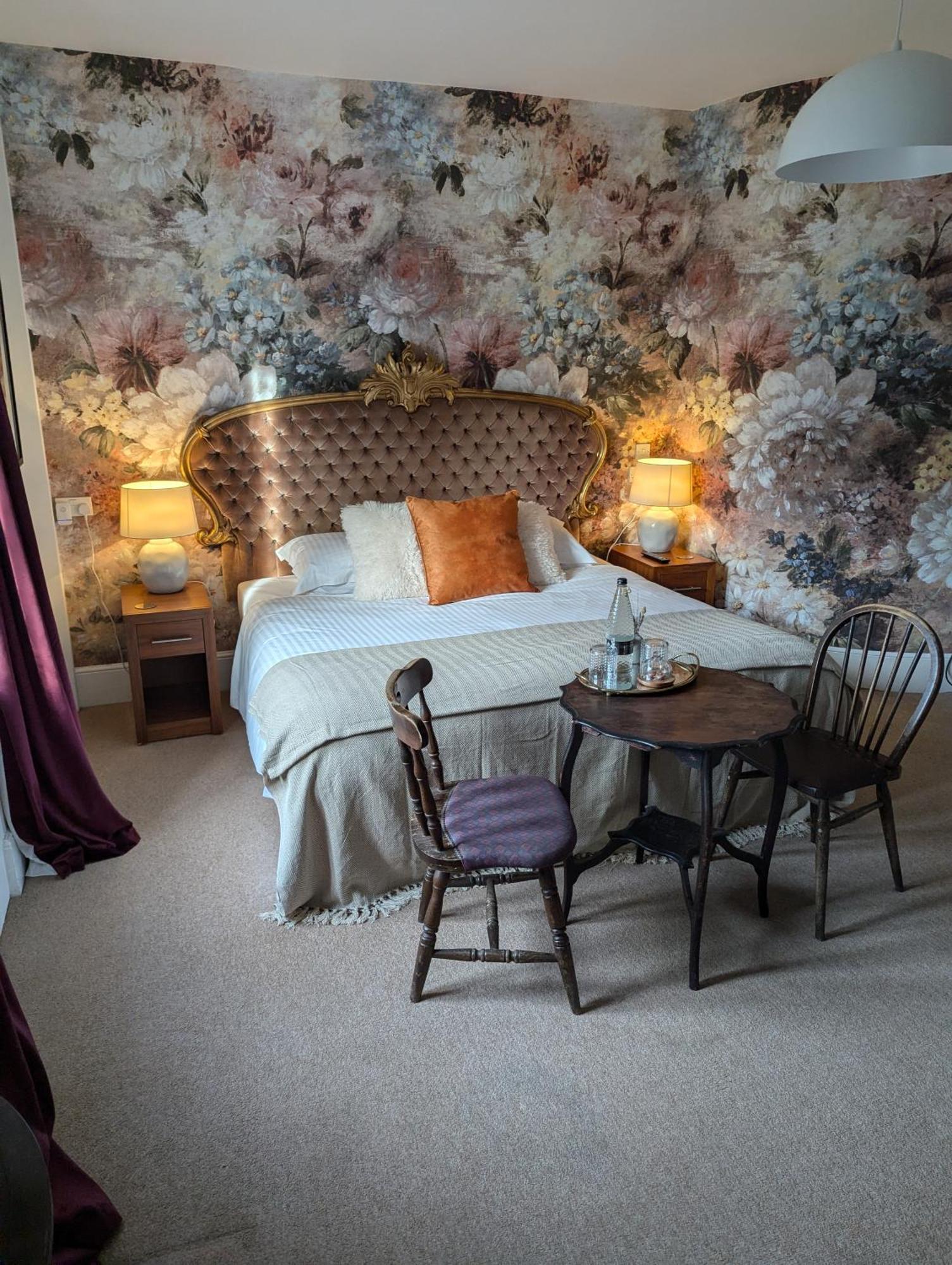 Hilmarton The Duke Hotel מראה חיצוני תמונה