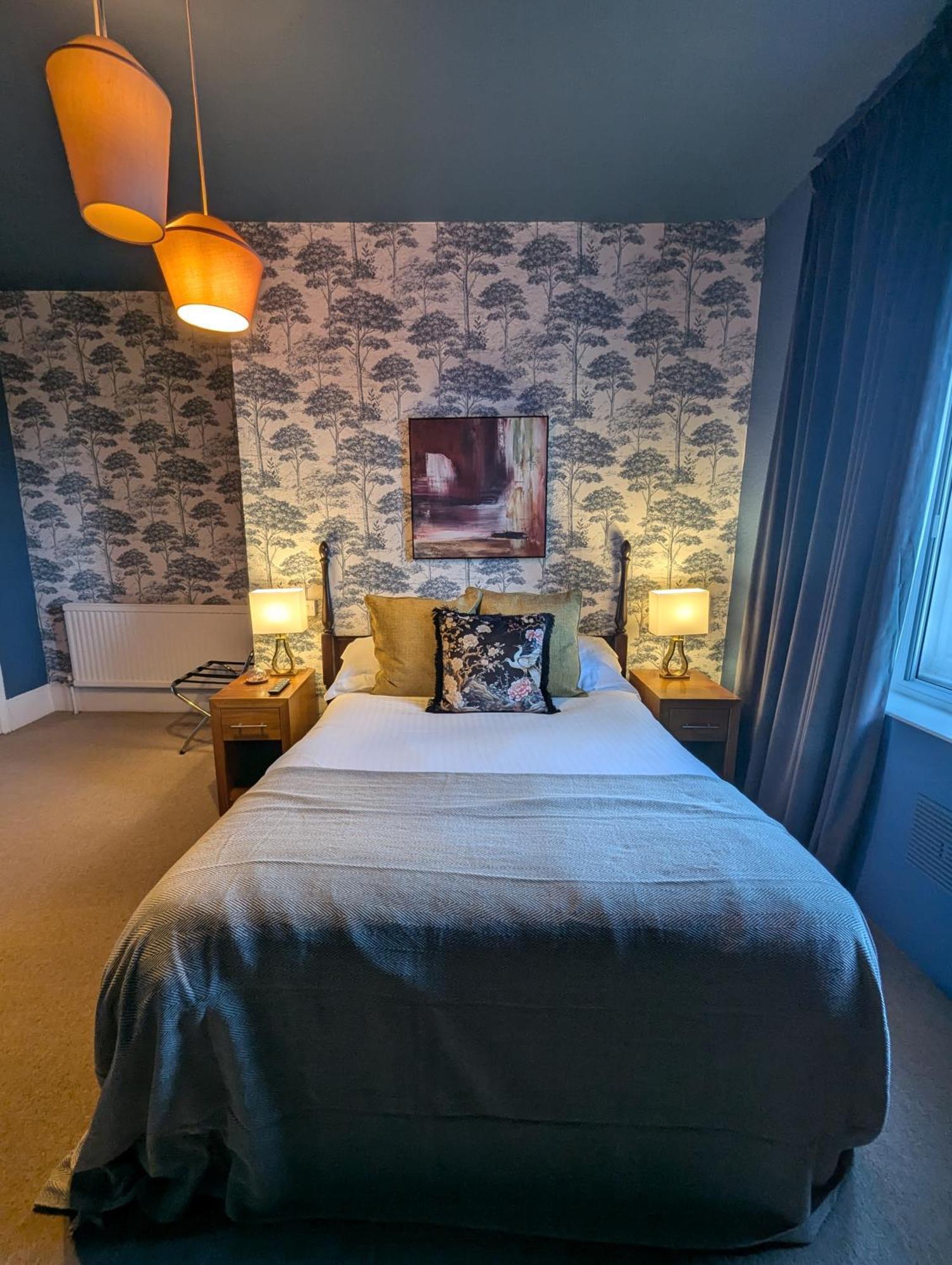 Hilmarton The Duke Hotel מראה חיצוני תמונה